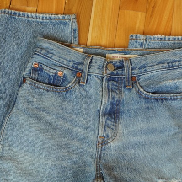 Levi's Wedgie Straight Distressed Jeans‎ Size 25 - Picture 4 of 8